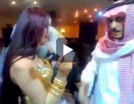 Arab Whore dancing for cash